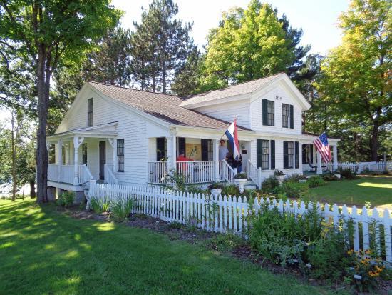 Hutchinson House Museum