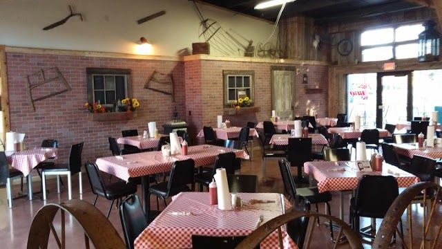 Ziggy's BBQ Smokehouse & Ice Cream Parlor
