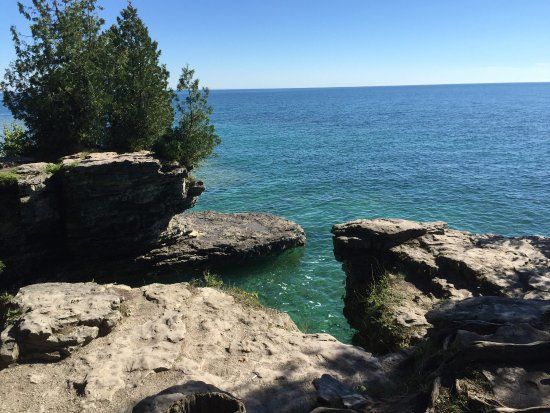 Cave Point County Park